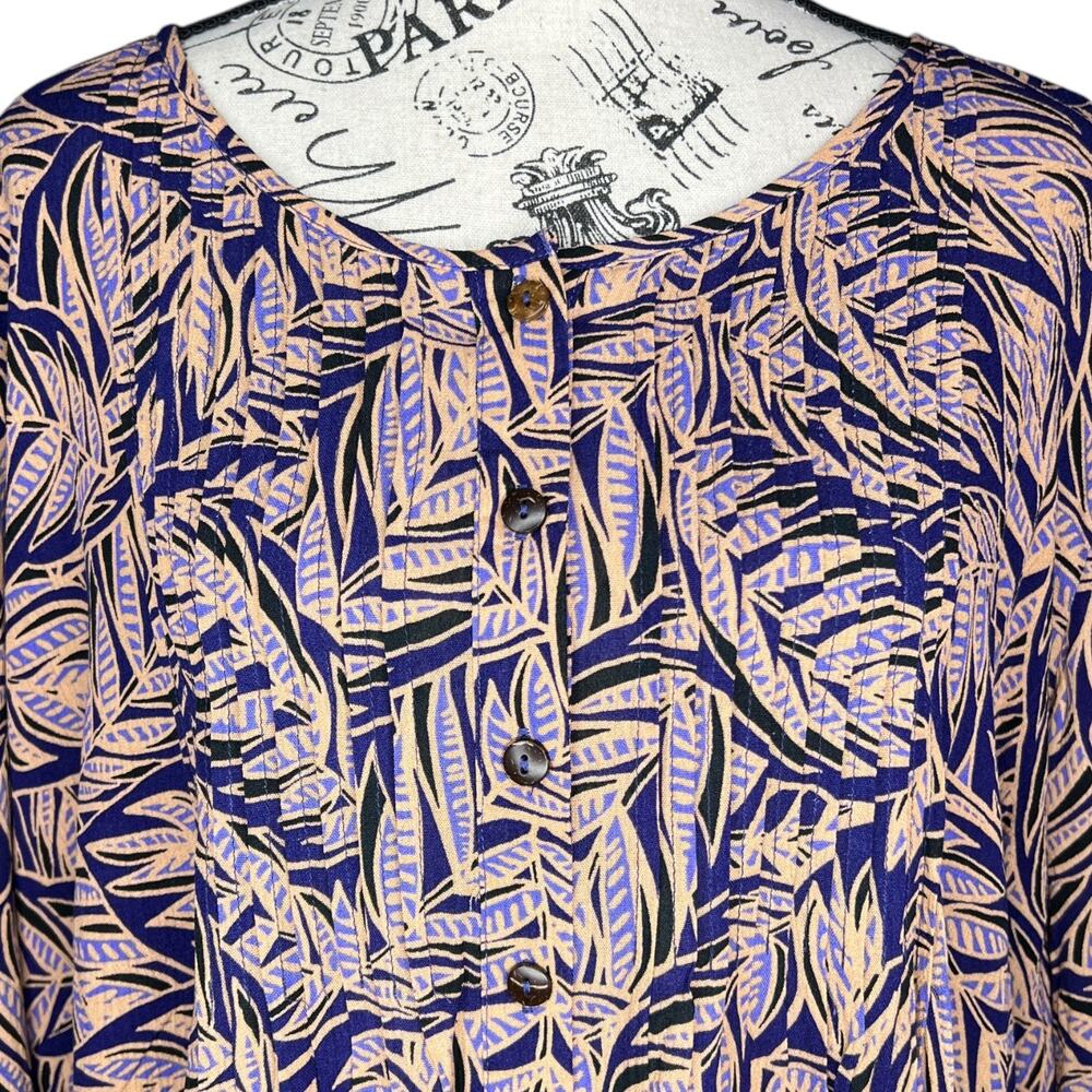 Avenue SIZE 26/28 Leaf Patterned Button Up Top Ol… - image 5